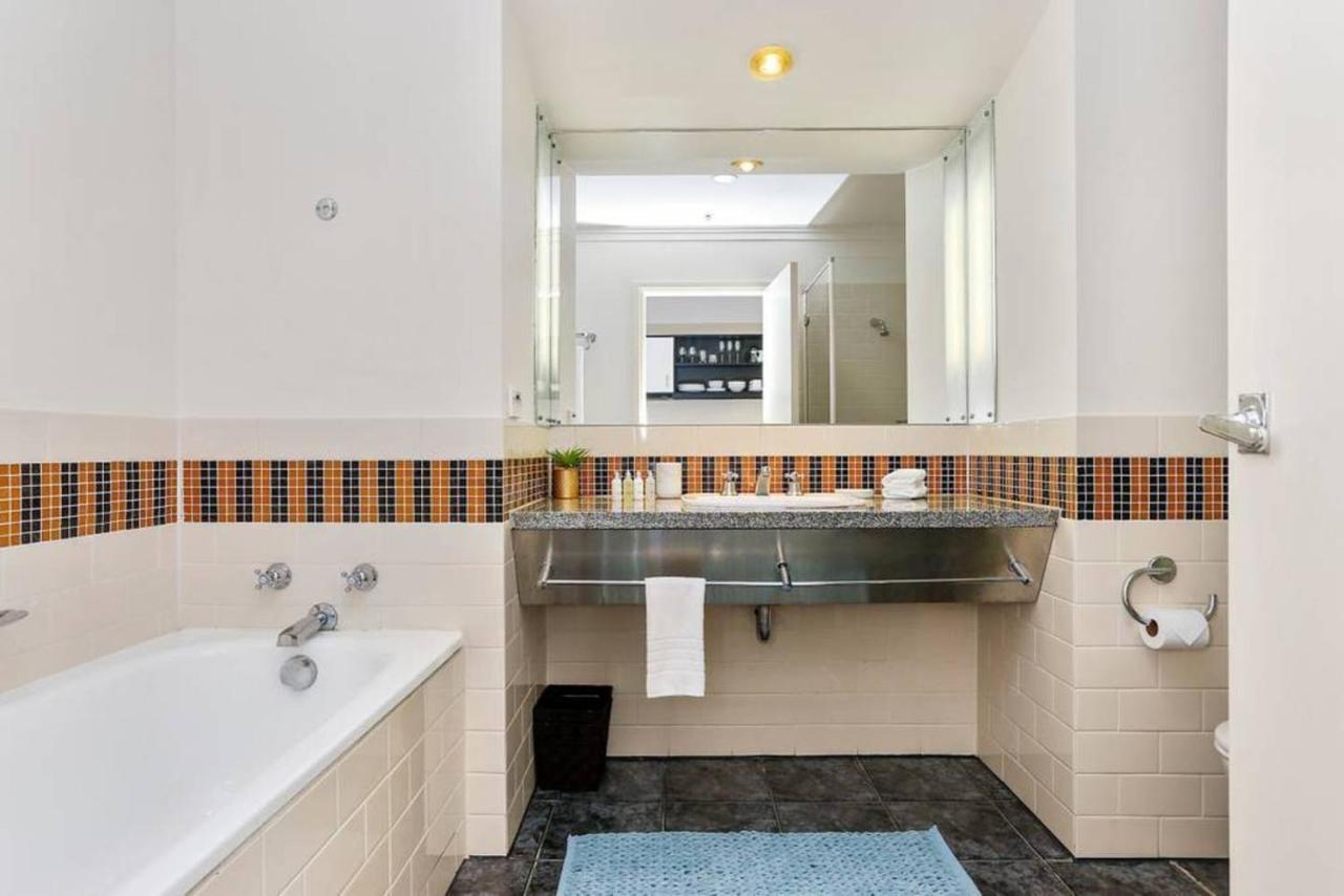 Spacious One Bedroom In The Heritage Hotel! Auckland Bagian luar foto